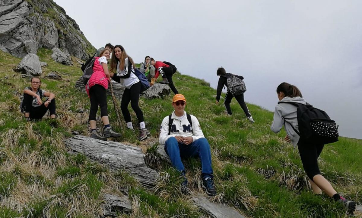 Escursionisti della Malaspina sul Sumbra