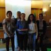 Le prof e alcuni alunni premiati